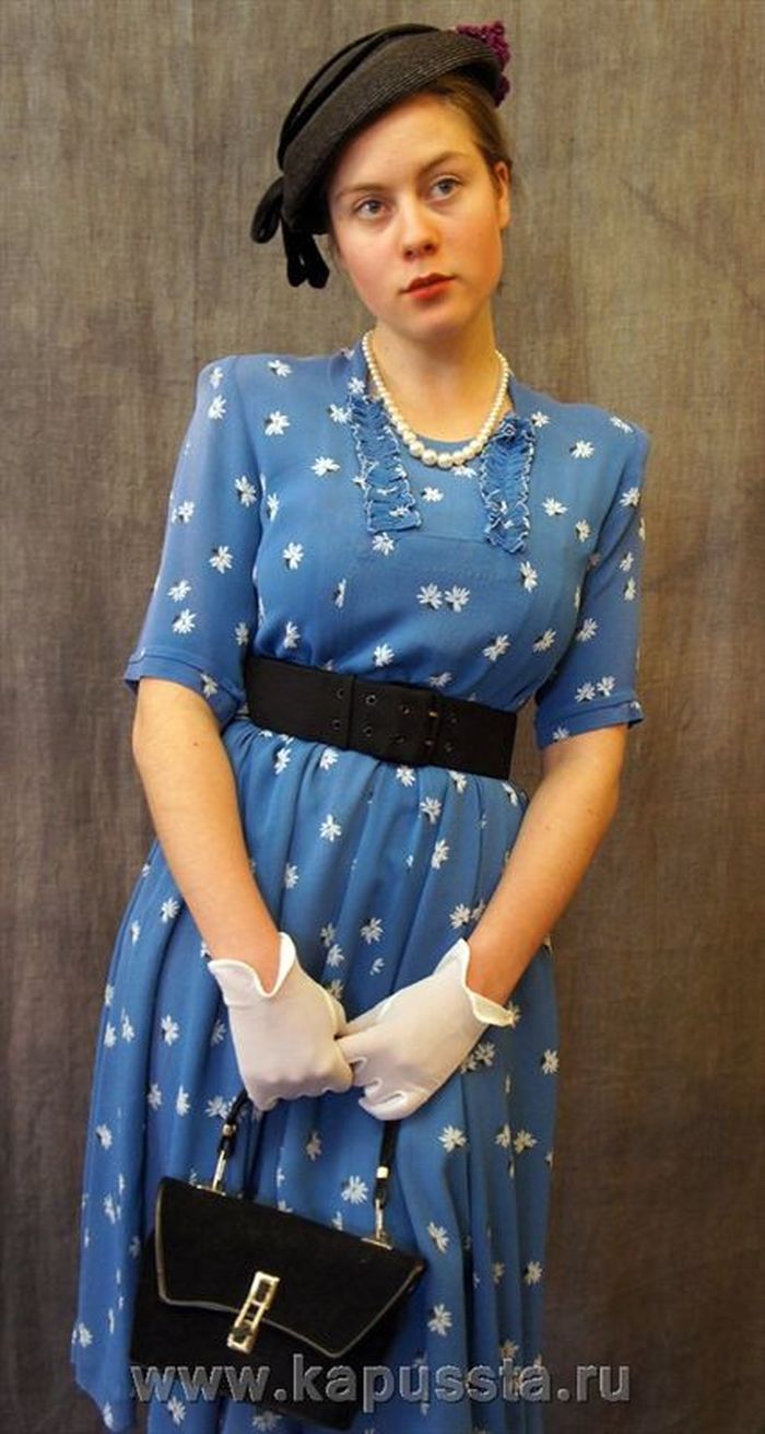 Винтажное платье сороковых годов